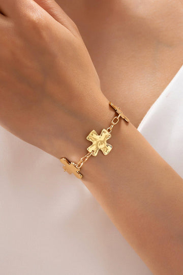 JOSSLYN by wall to wall - Textured Hammered Cross Link Bracelet | 80B1864
