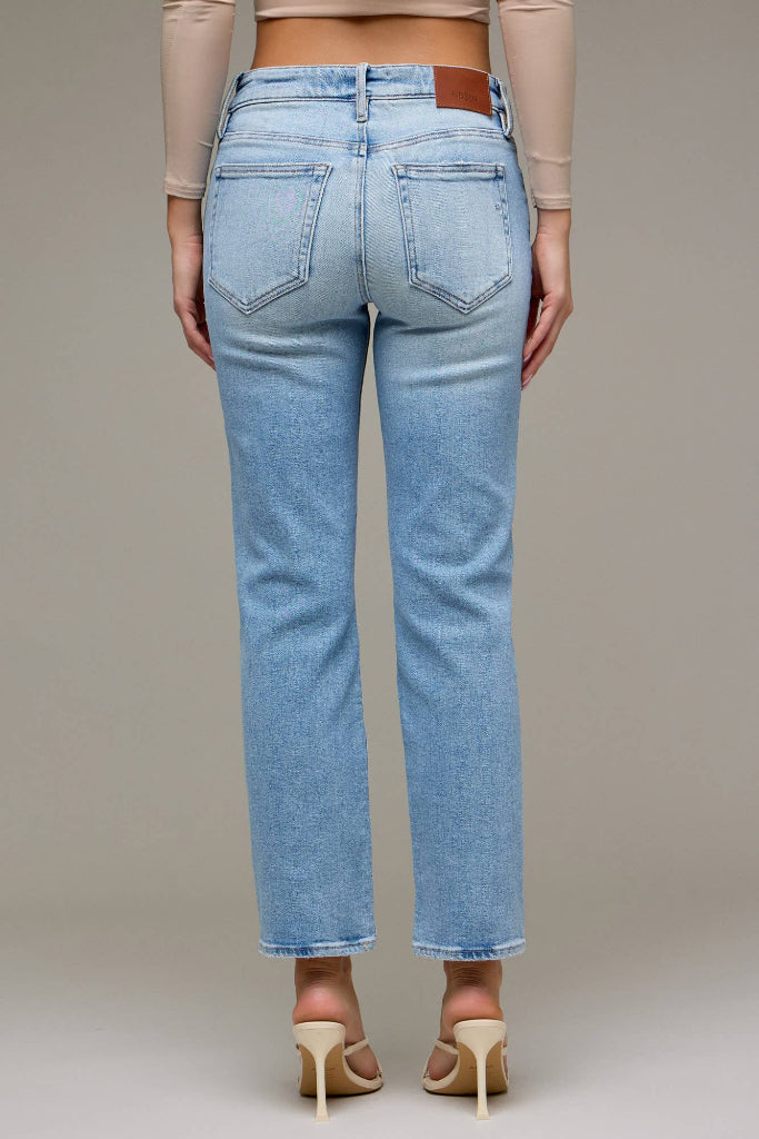 Complete Me Cigarette Jean - Medium Wash