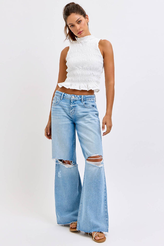 Contender Low Rise Wide Leg Jeans - Light Wash