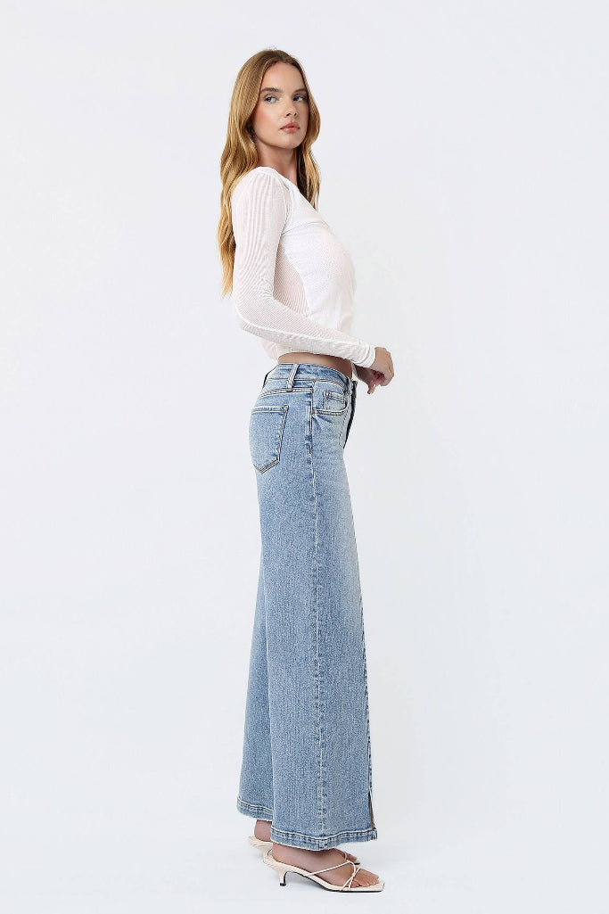 Breakthrough Seam Wide Leg Jeans - Medium Wash
