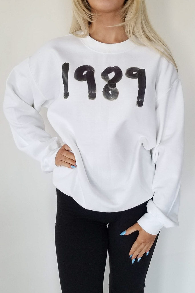 Taylor&#039;s 1989 Sweatshirt- White
