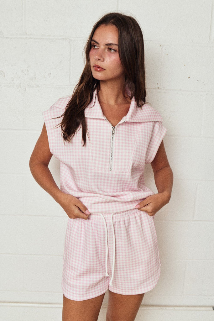 Lindy Gingham Quarter Zip & Short Set - Light Pink