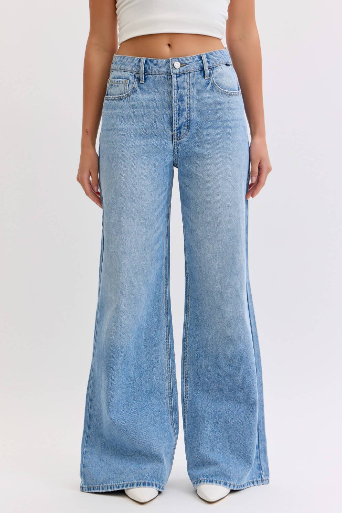 Just Saying Wide Leg Jeans - Light Wash