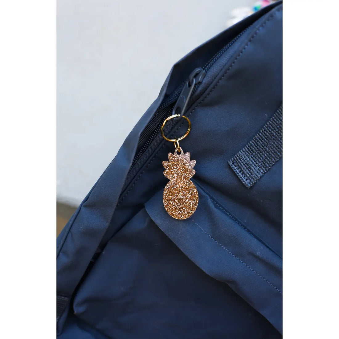 Gold Glitter Keychain - Pineapple