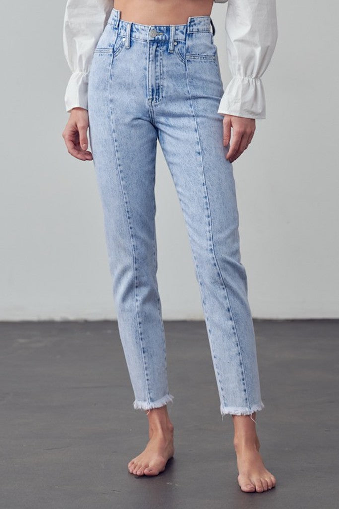Begging For More Tapered Jeans- Light Wash