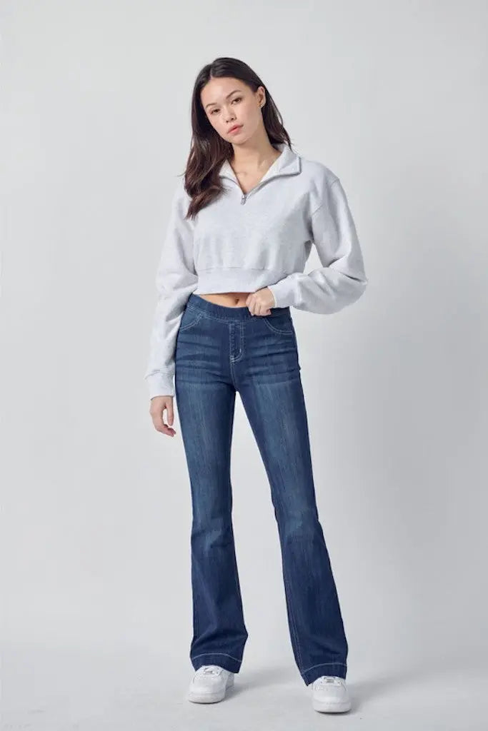 Reason To Relax Flared Jeans  - Dark Wash