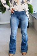 Reason To Relax Flared Jeans  - Medium Wash