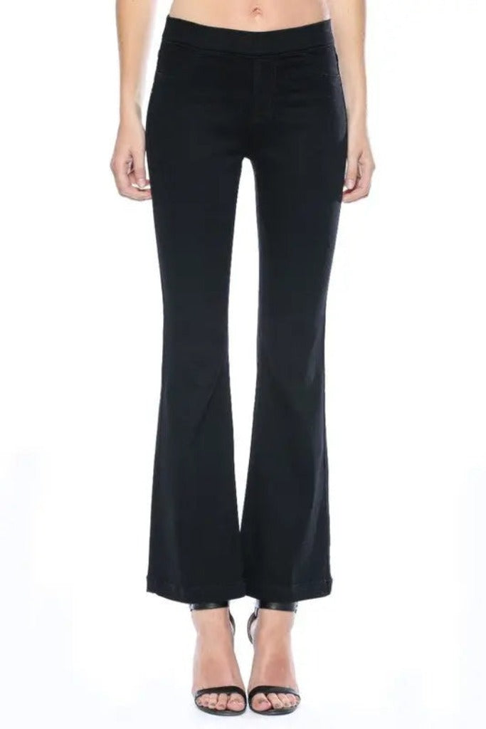 Reason To Relax Petite Jeans - Black