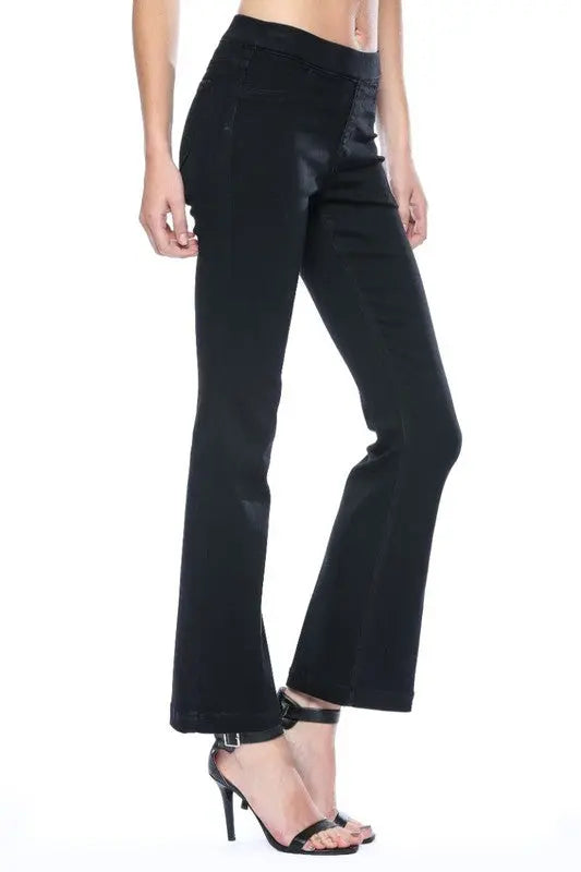 Reason To Relax Petite Jeans - Black