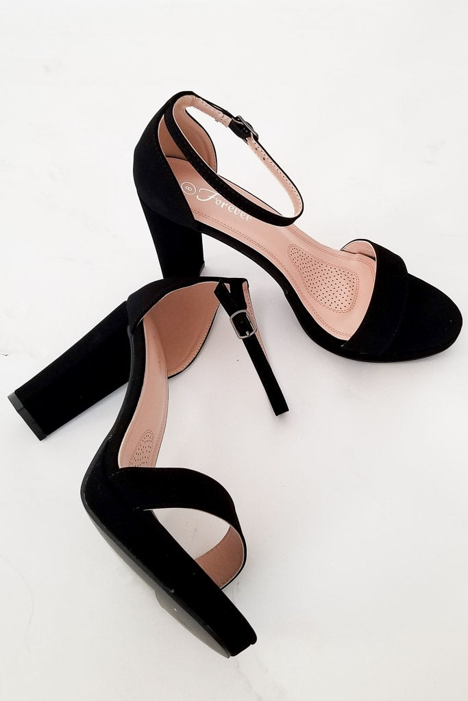 Close Friends Heels- Black